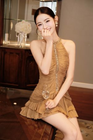 {"ARInfo":{"IsUseAR":false},"Version":"1.0.0","MakeupInfo":{"IsUseMakeup":false},"FaceliftInfo":{"IsChangeEyeLift":false,"IsChangeFacelift":false,"IsChangePostureLift":false,"IsChangeNose":false,"IsChangeFaceChin":false,"IsChangeMouth":false,"IsChangeThinFace":false},"BeautyInfo":{"SwitchMedicatedAcne":false,"IsAIBeauty":false,"IsBrightEyes":false,"IsSharpen":false,"IsOldBeauty":false,"IsReduceBlackEyes":false},"HandlerInfo":{"AppName":2},"FilterInfo":{"IsUseFilter":false}}