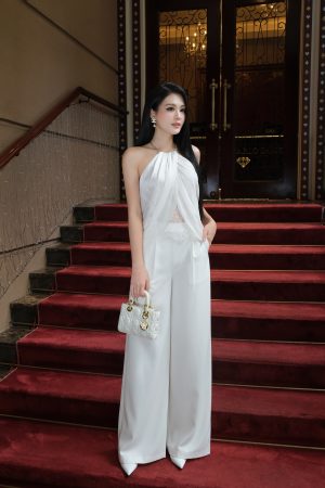 {"ARInfo":{"IsUseAR":false},"Version":"1.0.0","MakeupInfo":{"IsUseMakeup":false},"FaceliftInfo":{"IsChangeEyeLift":false,"IsChangeFacelift":false,"IsChangePostureLift":false,"IsChangeNose":false,"IsChangeFaceChin":false,"IsChangeMouth":false,"IsChangeThinFace":false},"BeautyInfo":{"SwitchMedicatedAcne":false,"IsAIBeauty":false,"IsBrightEyes":false,"IsSharpen":false,"IsOldBeauty":false,"IsReduceBlackEyes":false},"HandlerInfo":{"AppName":2},"FilterInfo":{"IsUseFilter":false}}