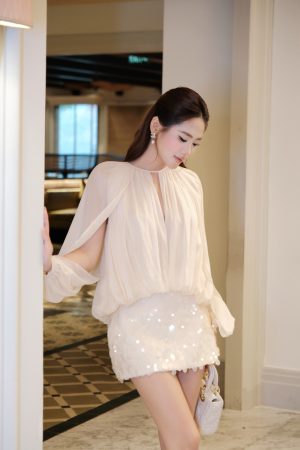 {"ARInfo":{"IsUseAR":false},"Version":"1.0.0","MakeupInfo":{"IsUseMakeup":false},"FaceliftInfo":{"IsChangeEyeLift":false,"IsChangeFacelift":false,"IsChangePostureLift":false,"IsChangeNose":false,"IsChangeFaceChin":false,"IsChangeMouth":false,"IsChangeThinFace":false},"BeautyInfo":{"SwitchMedicatedAcne":false,"IsAIBeauty":false,"IsBrightEyes":false,"IsSharpen":false,"IsOldBeauty":false,"IsReduceBlackEyes":false},"HandlerInfo":{"AppName":2},"FilterInfo":{"IsUseFilter":false}}