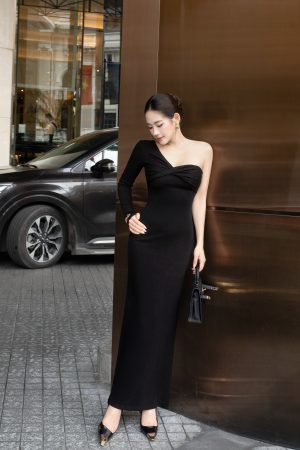 {"ARInfo":{"IsUseAR":false},"Version":"1.0.0","MakeupInfo":{"IsUseMakeup":false},"FaceliftInfo":{"IsChangeEyeLift":false,"IsChangeFacelift":false,"IsChangePostureLift":false,"IsChangeNose":false,"IsChangeFaceChin":false,"IsChangeMouth":false,"IsChangeThinFace":false},"BeautyInfo":{"SwitchMedicatedAcne":false,"IsAIBeauty":false,"IsBrightEyes":false,"IsSharpen":false,"IsOldBeauty":false,"IsReduceBlackEyes":false},"HandlerInfo":{"AppName":2},"FilterInfo":{"IsUseFilter":false}}