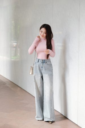 {"ARInfo":{"IsUseAR":false},"Version":"1.0.0","MakeupInfo":{"IsUseMakeup":false},"FaceliftInfo":{"IsChangeEyeLift":false,"IsChangeFacelift":false,"IsChangePostureLift":false,"IsChangeNose":false,"IsChangeFaceChin":false,"IsChangeMouth":false,"IsChangeThinFace":false},"BeautyInfo":{"SwitchMedicatedAcne":false,"IsAIBeauty":false,"IsBrightEyes":false,"IsSharpen":false,"IsOldBeauty":false,"IsReduceBlackEyes":false},"HandlerInfo":{"AppName":2},"FilterInfo":{"IsUseFilter":false}}