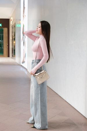 {"ARInfo":{"IsUseAR":false},"Version":"1.0.0","MakeupInfo":{"IsUseMakeup":false},"FaceliftInfo":{"IsChangeEyeLift":false,"IsChangeFacelift":false,"IsChangePostureLift":false,"IsChangeNose":false,"IsChangeFaceChin":false,"IsChangeMouth":false,"IsChangeThinFace":false},"BeautyInfo":{"SwitchMedicatedAcne":false,"IsAIBeauty":false,"IsBrightEyes":false,"IsSharpen":false,"IsOldBeauty":false,"IsReduceBlackEyes":false},"HandlerInfo":{"AppName":2},"FilterInfo":{"IsUseFilter":false}}