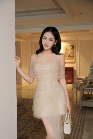 {"ARInfo":{"IsUseAR":false},"Version":"1.0.0","MakeupInfo":{"IsUseMakeup":false},"FaceliftInfo":{"IsChangeEyeLift":false,"IsChangeFacelift":false,"IsChangePostureLift":false,"IsChangeNose":false,"IsChangeFaceChin":false,"IsChangeMouth":false,"IsChangeThinFace":false},"BeautyInfo":{"SwitchMedicatedAcne":false,"IsAIBeauty":false,"IsBrightEyes":false,"IsSharpen":false,"IsOldBeauty":false,"IsReduceBlackEyes":false},"HandlerInfo":{"AppName":2},"FilterInfo":{"IsUseFilter":false}}