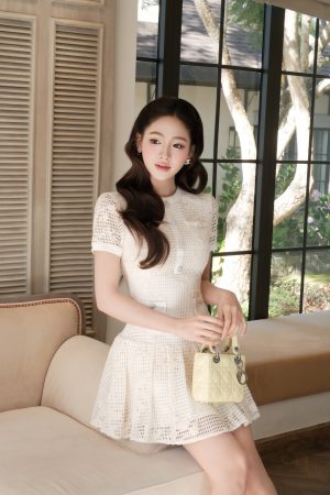 {"ARInfo":{"IsUseAR":false},"Version":"1.0.0","MakeupInfo":{"IsUseMakeup":false},"FaceliftInfo":{"IsChangeEyeLift":false,"IsChangeFacelift":false,"IsChangePostureLift":false,"IsChangeNose":false,"IsChangeFaceChin":false,"IsChangeMouth":false,"IsChangeThinFace":false},"BeautyInfo":{"SwitchMedicatedAcne":false,"IsAIBeauty":false,"IsBrightEyes":false,"IsSharpen":false,"IsOldBeauty":false,"IsReduceBlackEyes":false},"HandlerInfo":{"AppName":2},"FilterInfo":{"IsUseFilter":false}}