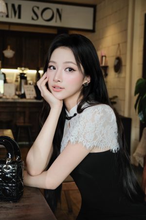 {"ARInfo":{"IsUseAR":false},"Version":"1.0.0","MakeupInfo":{"IsUseMakeup":false},"FaceliftInfo":{"IsChangeEyeLift":false,"IsChangeFacelift":false,"IsChangePostureLift":false,"IsChangeNose":false,"IsChangeFaceChin":false,"IsChangeMouth":false,"IsChangeThinFace":false},"BeautyInfo":{"SwitchMedicatedAcne":false,"IsAIBeauty":false,"IsBrightEyes":false,"IsSharpen":false,"IsOldBeauty":false,"IsReduceBlackEyes":false},"HandlerInfo":{"AppName":2},"FilterInfo":{"IsUseFilter":false}}