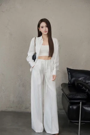 Set quần dài 3 món áo sơ mi linen băng hoạ tiết lấp lánh phối áo 2 dây và quần ống suông rút dây phóng khoáng, hiện đại – Dạo phố, đi làm, đi chơi | Khiết KS730